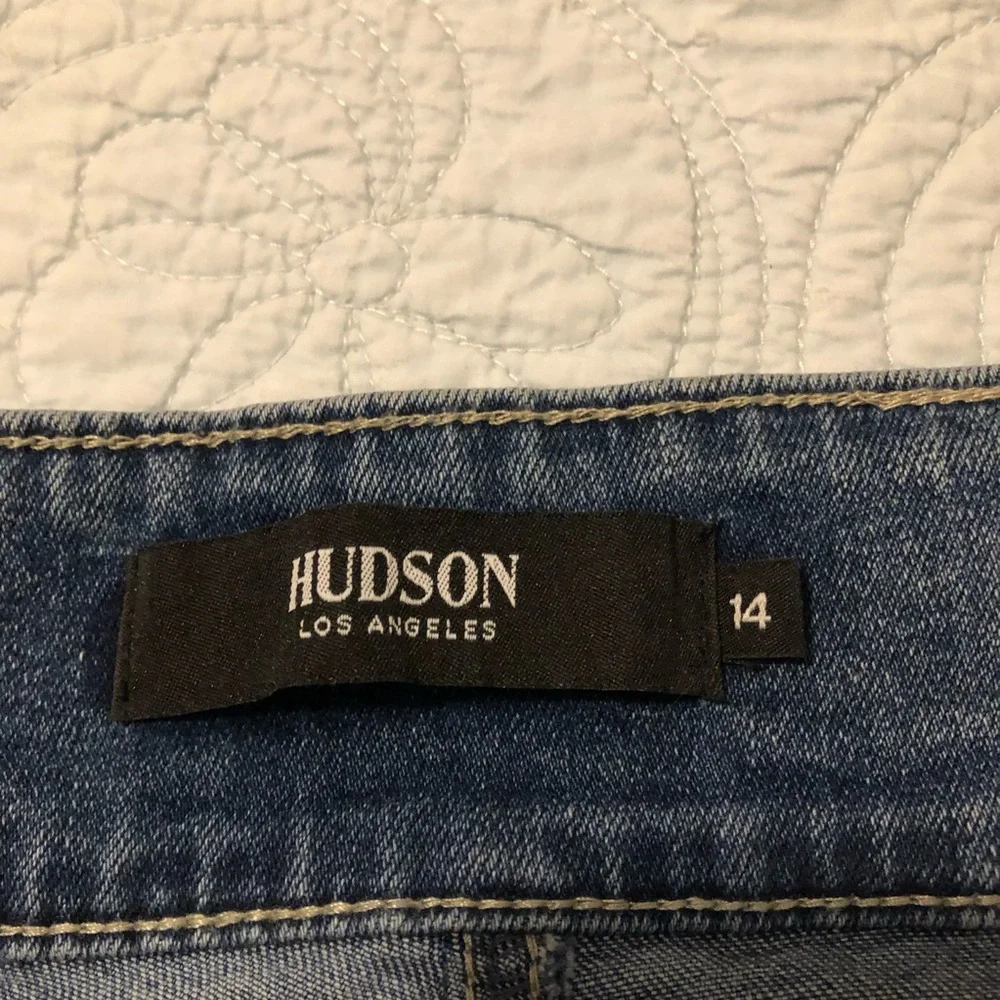 Hudson wide leg tie waist jeans. Size 14. - Picture 5 of 10
